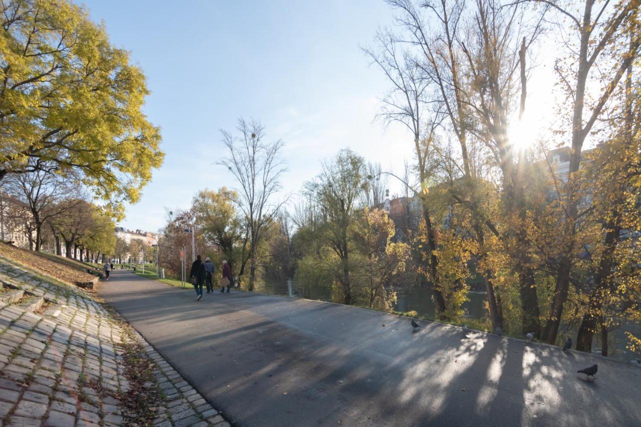 An Der Donau, 10 Minuten Ins Zentrum, Klimaanlage Vienna Exterior photo